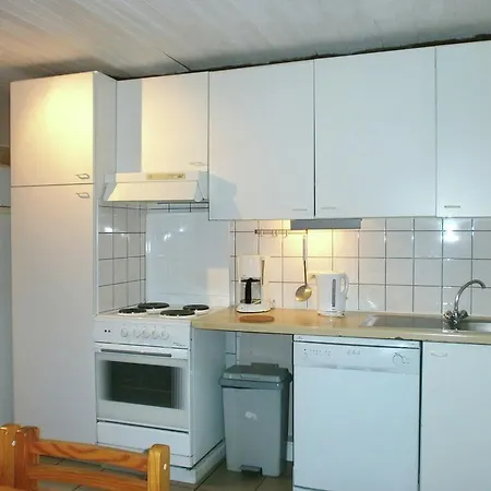 Cozy Holiday With Fire Place, Close To